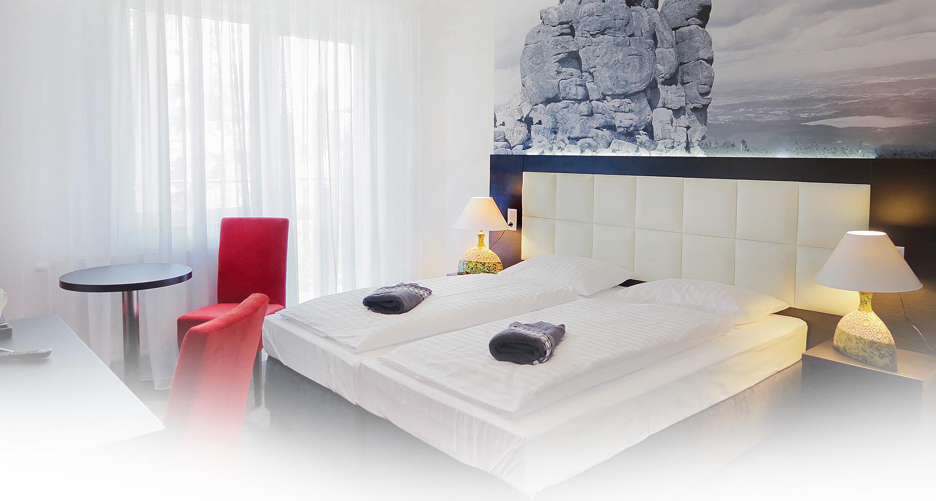 tani pokój w górach